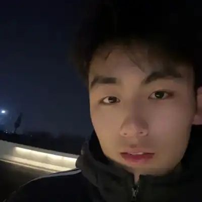 刘旭诗